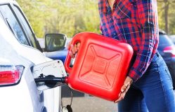 Acil Yakıt Desteği ile Yola Devam Edin! 🚗⛽